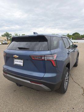 New 2026 Chevrolet Equinox LT image 3