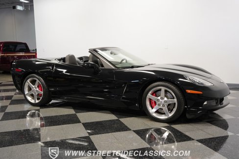 Used 2006 Chevrolet Corvette Convertible w/ Preferred Equipment Group image 15