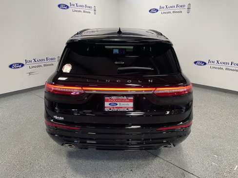 New 2025 Lincoln Corsair Grand Touring image 5