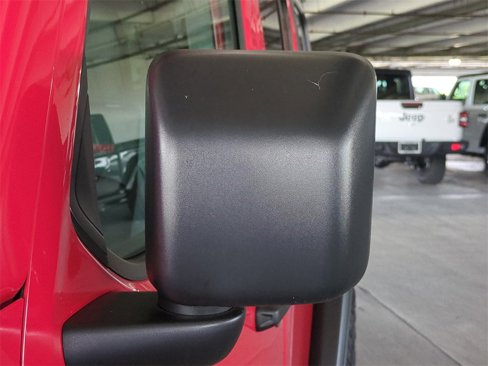 New 2025 Jeep Wrangler Unlimited Rubicon image 12