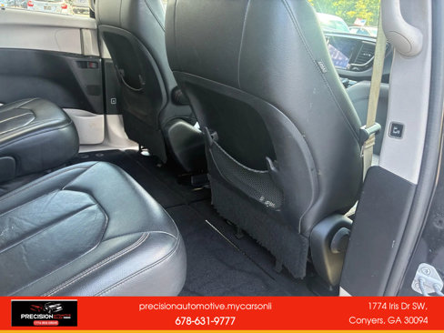 Used 2017 Chrysler Pacifica Touring-L image 19