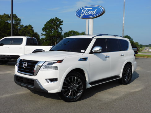 Used 2024 Nissan Armada Platinum image 2