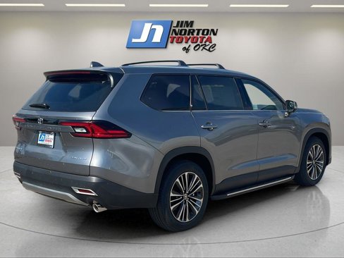 New 2026 Toyota Grand Highlander AWD Hybrid image 5