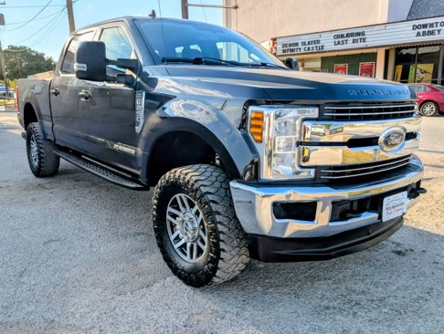 Used 2019 Ford F250 Lariat image 3