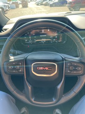 Used 2022 GMC Yukon AT4 image 16