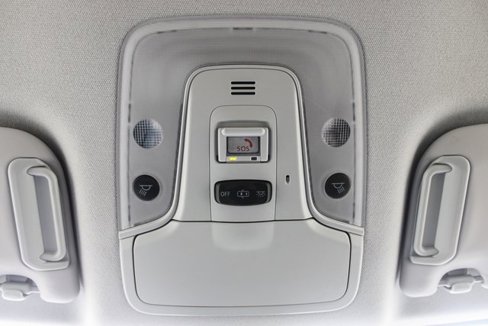 Used 2022 Toyota Prius LE image 33