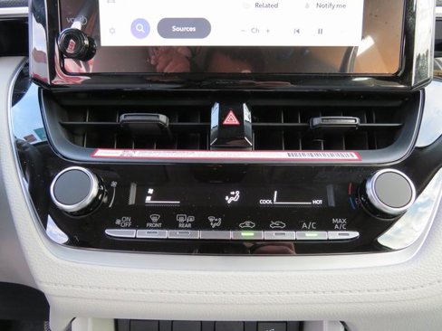 New 2025 Toyota Corolla Cross L image 28