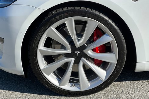 Used 2018 Tesla Model 3 Performance image 25