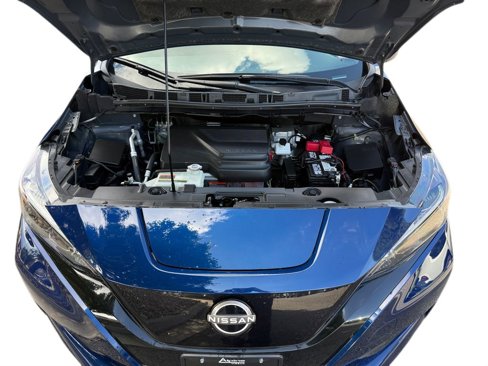 Certified 2025 Nissan Leaf S image 18