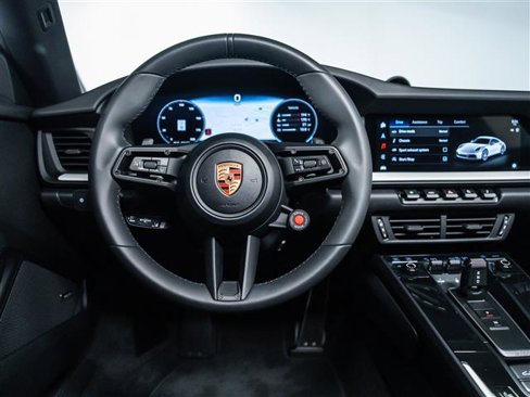 Certified 2025 Porsche 911 Carrera image 18