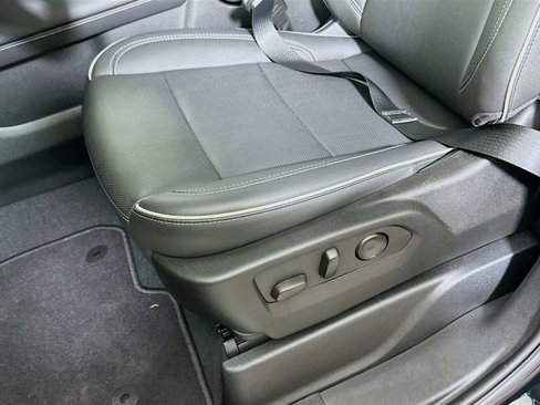 Certified 2024 Chevrolet Suburban Premier w/ Premium Package 2 image 20