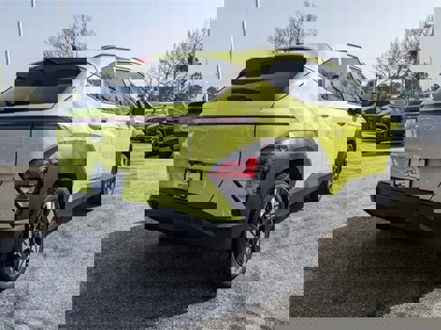 New 2025 Hyundai Kona SEL image 4