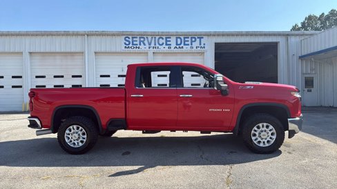 Used 2023 Chevrolet Silverado 2500 LTZ w/ LTZ Convenience Package image 4