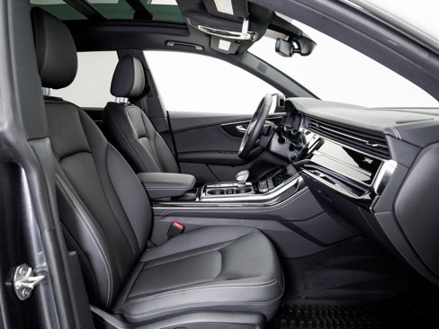 Certified 2025 Audi Q8 Premium Plus image 21