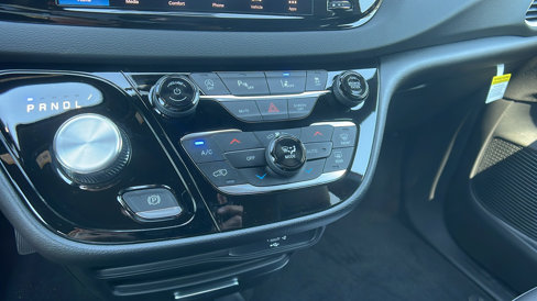 New 2026 Chrysler Voyager LX image 30