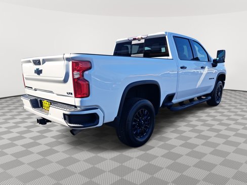 Used 2022 Chevrolet Silverado 3500 LTZ w/ LTZ Plus Package image 6