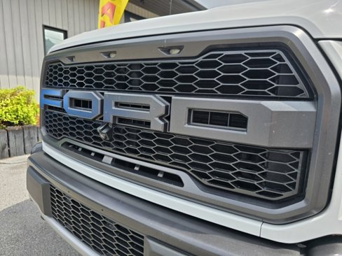 Used 2019 Ford F150 Raptor w/ Equipment Group 802A Luxury image 20