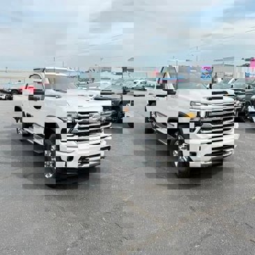 New 2025 Chevrolet Silverado 3500 High Country w/ Technology Package image 8