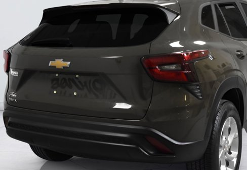 Used 2024 Chevrolet Trax LS w/ LS Convenience Package image 3