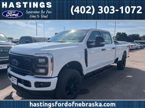 New 2026 Ford F250 4x4 Crew Cab Super Duty image 1