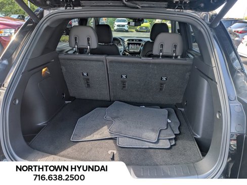 Used 2023 Chevrolet TrailBlazer RS w/ Sun and Liftgate Package image 33