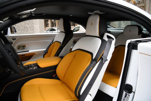 New 2025 Rolls-Royce Spectre Black Badge image 9