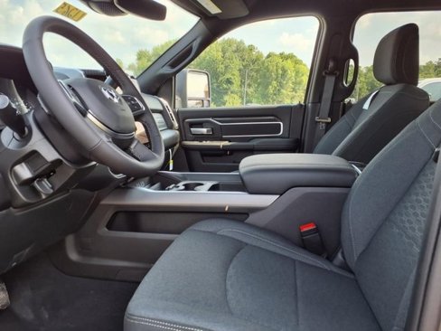New 2025 RAM 3500 Big Horn image 5