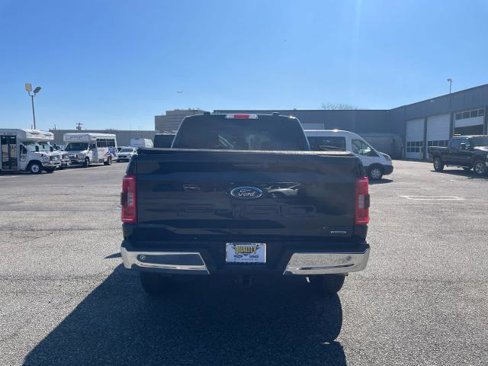 Certified 2022 Ford F150 XLT w/ Equipment Group 302A High image 5