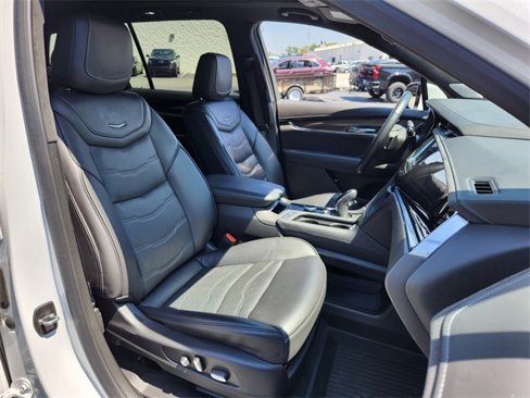 Certified 2022 Cadillac XT6 Premium Luxury w/ Platinum Package image 20