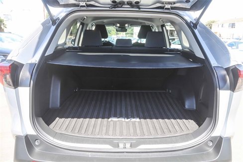 Used 2024 Toyota RAV4 LE image 27