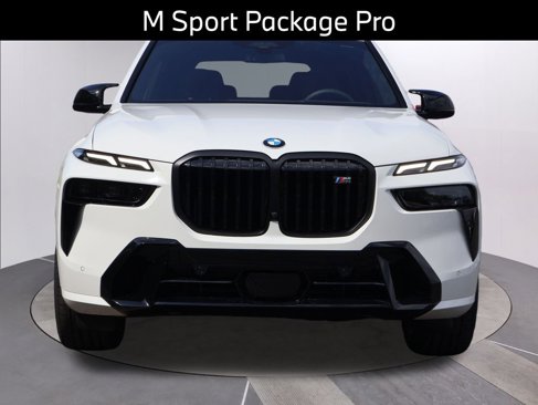 New 2026 BMW X7 M60i image 3