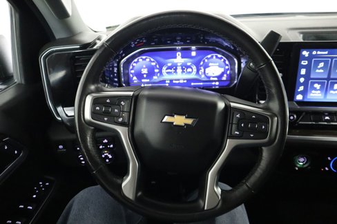 Used 2022 Chevrolet Silverado 1500 LT image 40