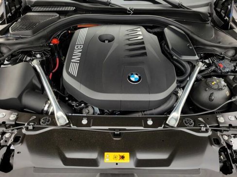 New 2026 BMW 550e xDrive w/ Executive Package image 10