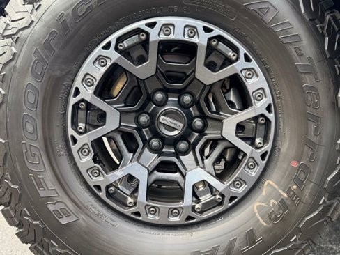 Used 2025 Ford F150 Raptor w/ Equipment Group 803A Raptor R image 21