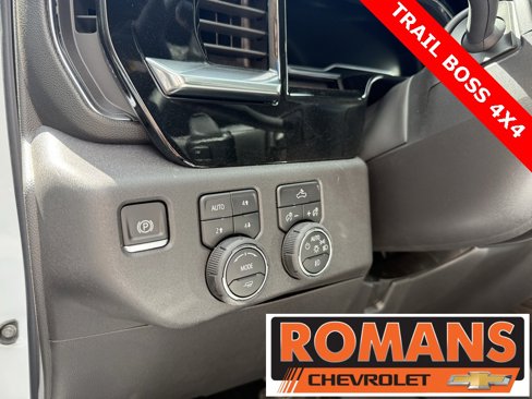 New 2025 Chevrolet Silverado 1500 LT Trail Boss w/ Convenience Package II image 23
