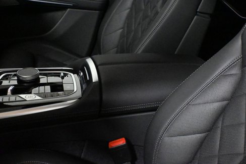 New 2026 BMW X7 xDrive40i w/ M Sport Package image 27