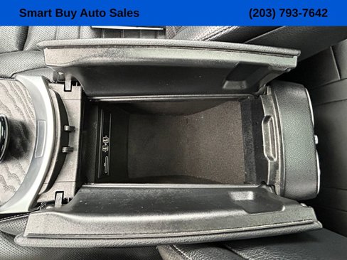 Used 2019 Mercedes-Benz GLC 300 4MATIC image 35