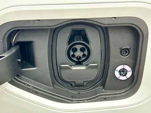 New 2025 Ford F150 Lightning Flash image 34