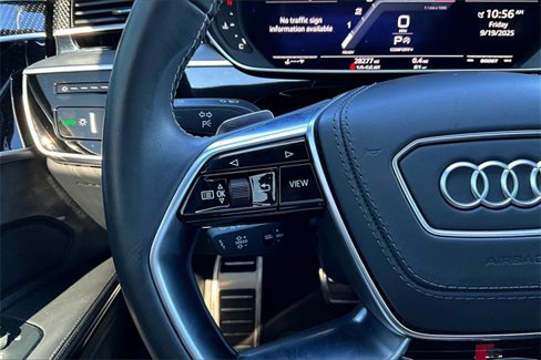 Used 2020 Audi S8 L w/ S8 Executive Package image 20