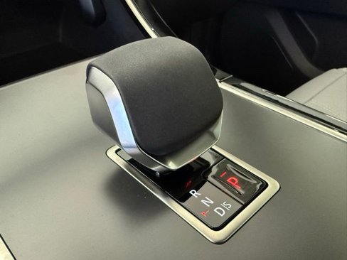 Used 2026 Land Rover Range Rover Velar S image 18