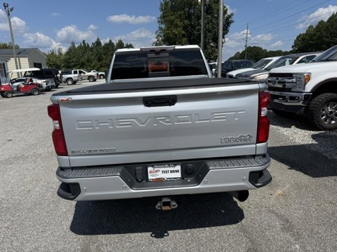 Used 2021 Chevrolet Silverado 2500 High Country w/ Z71 Off-Road Package image 4