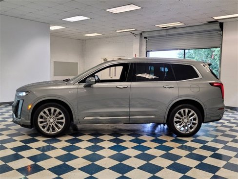 Certified 2024 Cadillac XT6 Premium Luxury w/ Technology Package image 4