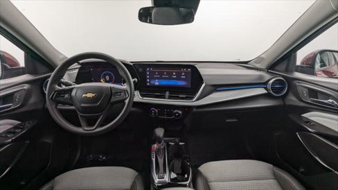 Used 2025 Chevrolet Trax LT image 26