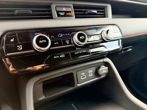 New 2025 Honda Pilot TrailSport image 27