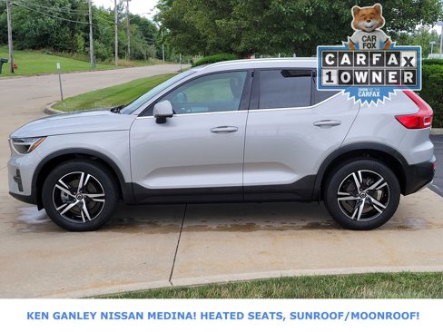 Used 2025 Volvo XC40 B5 Core image 6