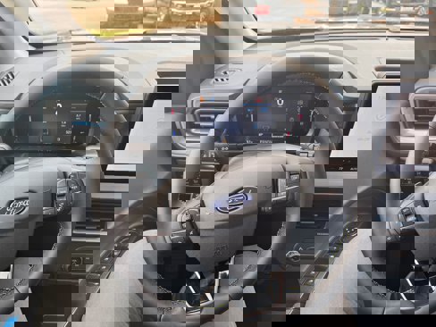 New 2025 Ford Maverick Lobo image 21