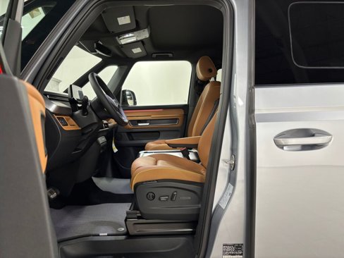 New 2025 Volkswagen ID. Buzz Pro S Plus image 17