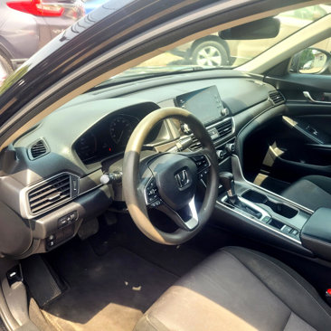 Used 2018 Honda Accord LX image 13