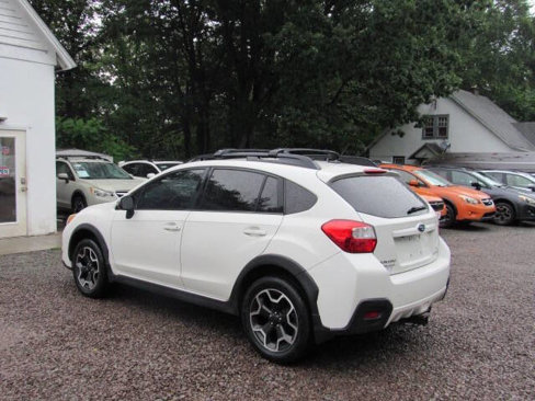 Used 2015 Subaru Crosstrek 2.0i Limited image 8