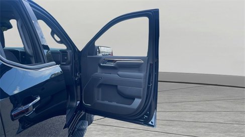 New 2026 GMC Sierra 1500 Elevation w/ LPO, Elevation Black Package image 22